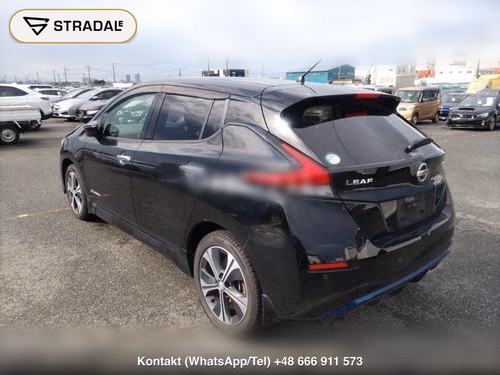 NISSAN LEAF X, miniaturka 3