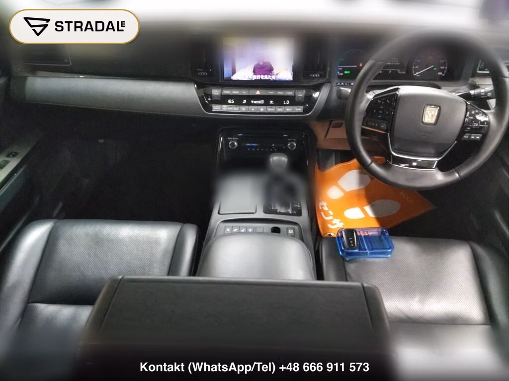 TOYOTA CENTURY 4D BASE GRADE, miniaturka 4
