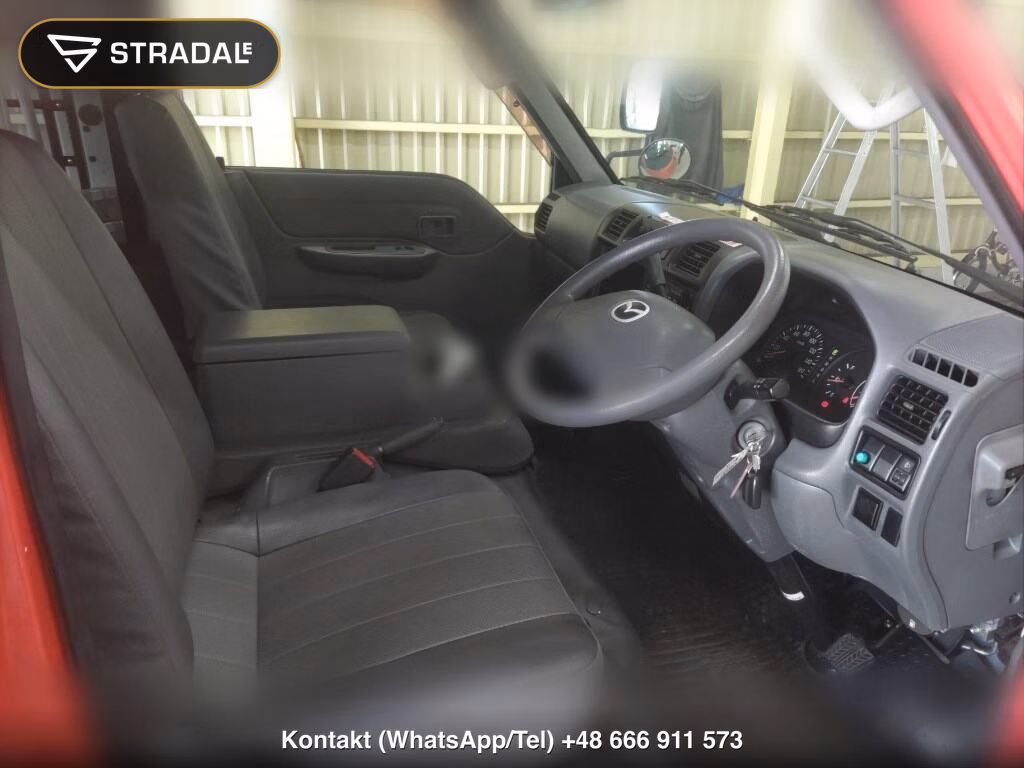 MAZDA BONGO VAN 4D DX, miniaturka 4