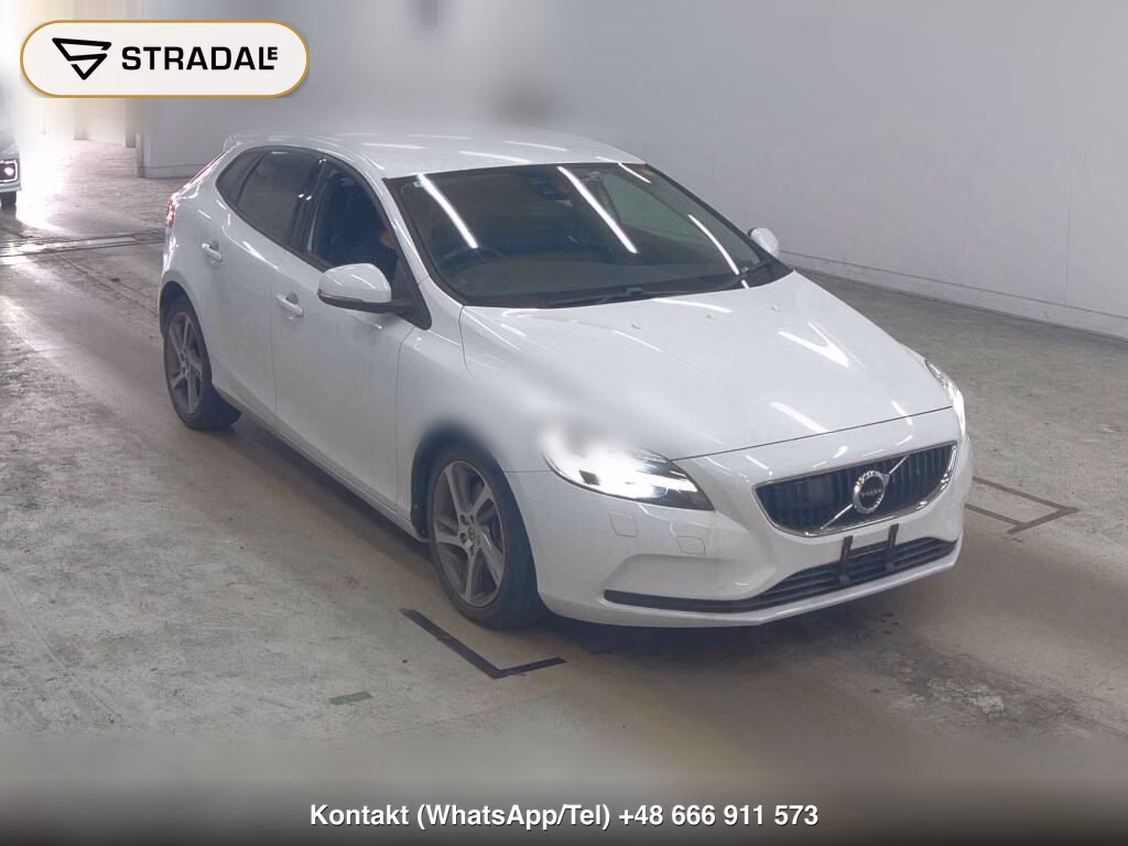 VOLVO V40 D4 MOMENTUM 2018, aukcja z Japonii, zdjęcie 1