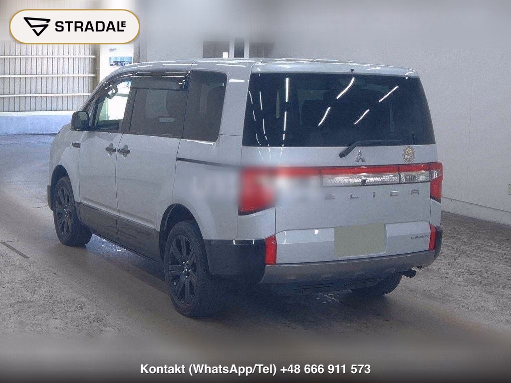 MITSUBISHI DELICA D:5 4WD CHAMONIX, miniaturka 3