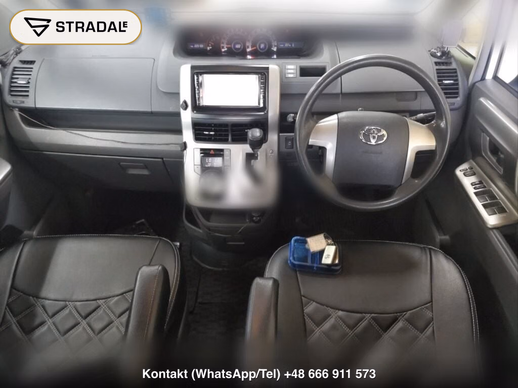 TOYOTA NOAH 4WD S, miniaturka 4