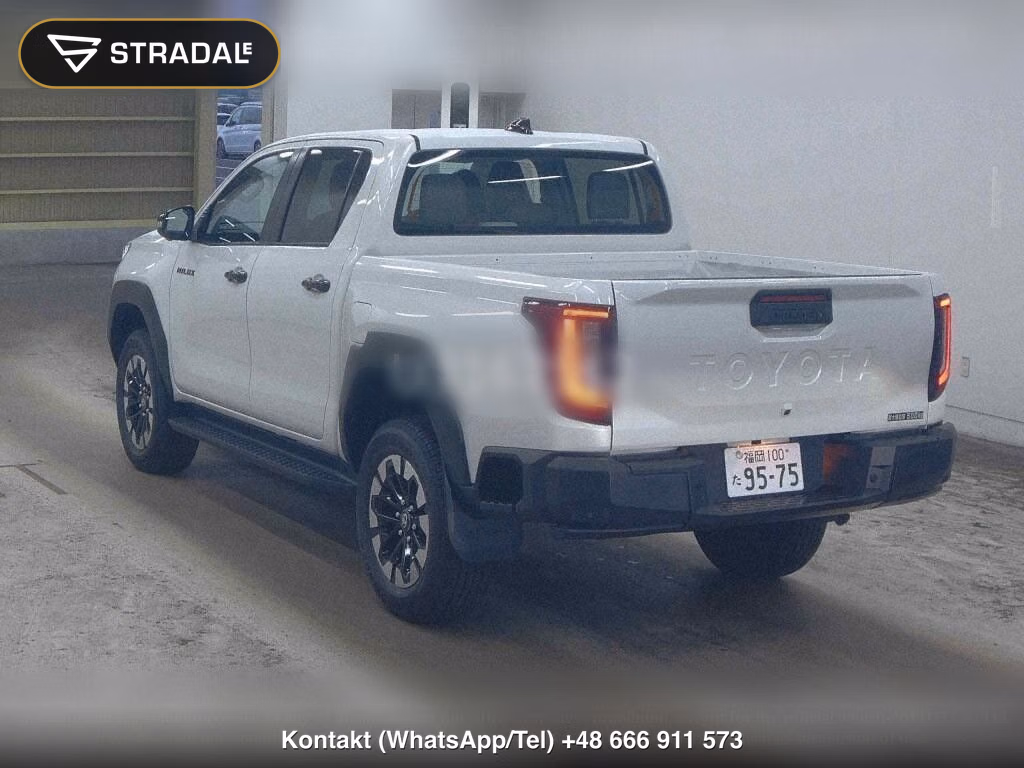 TOYOTA HILUX 4D 4WD Z, miniaturka 3