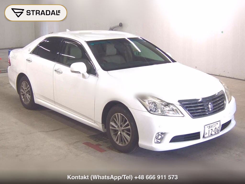 TOYOTA CROWN 4D ROYAL SALOON 2010, aukcja z Japonii, zdjęcie 1