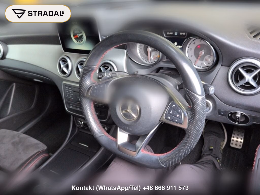 MERCEDES BENZ GLA-CLASS GLA180 SPORTS, miniaturka 4