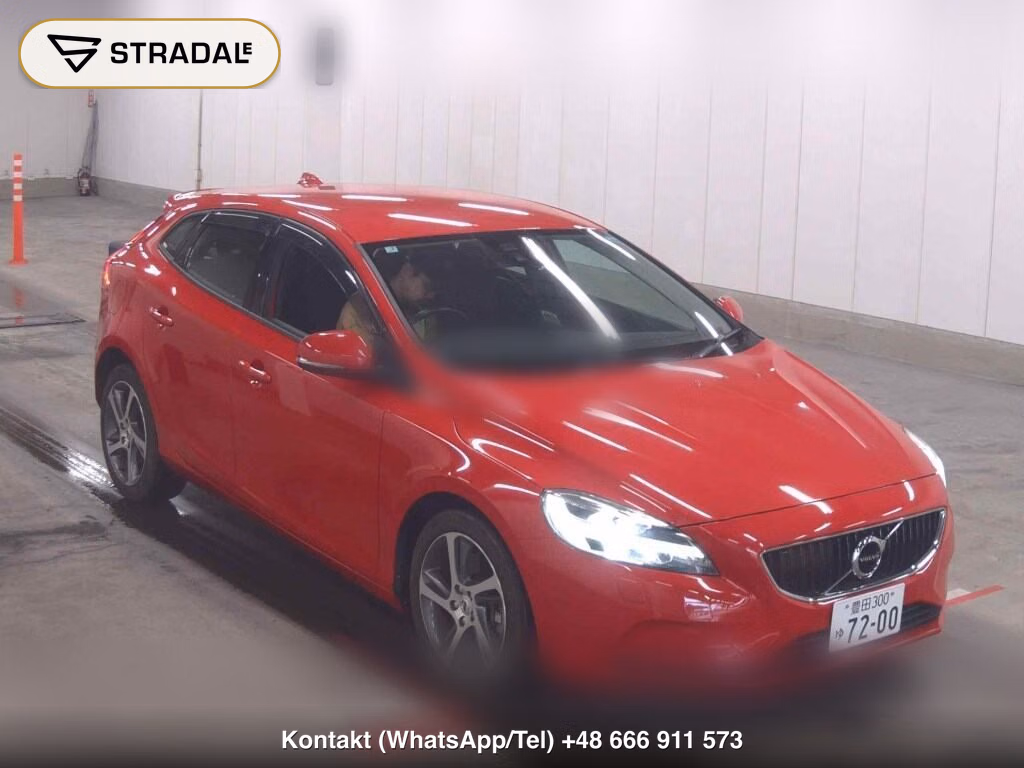 VOLVO V40 D4 MOMENTUM 2017, aukcja z Japonii, zdjęcie 1