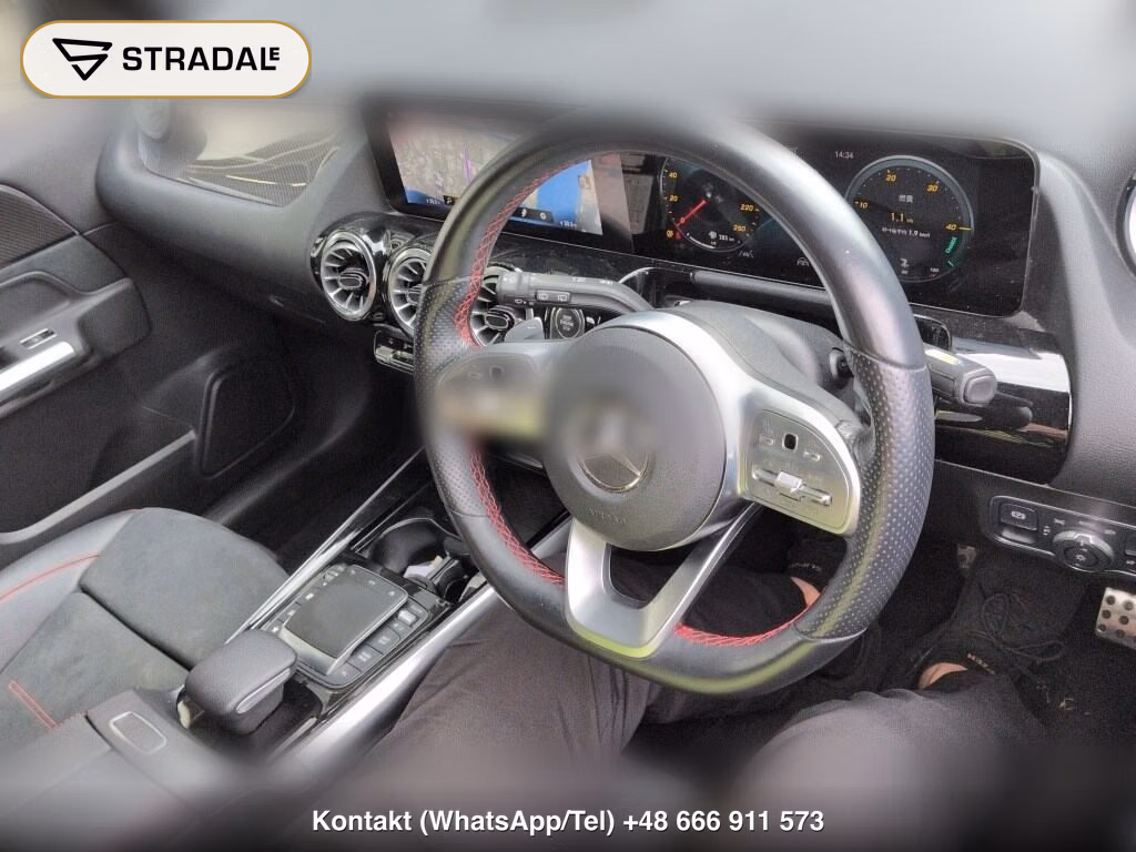 MERCEDES BENZ GLA-CLASS 4WD GLA200D 4MATIC AMG LINE, miniaturka 4