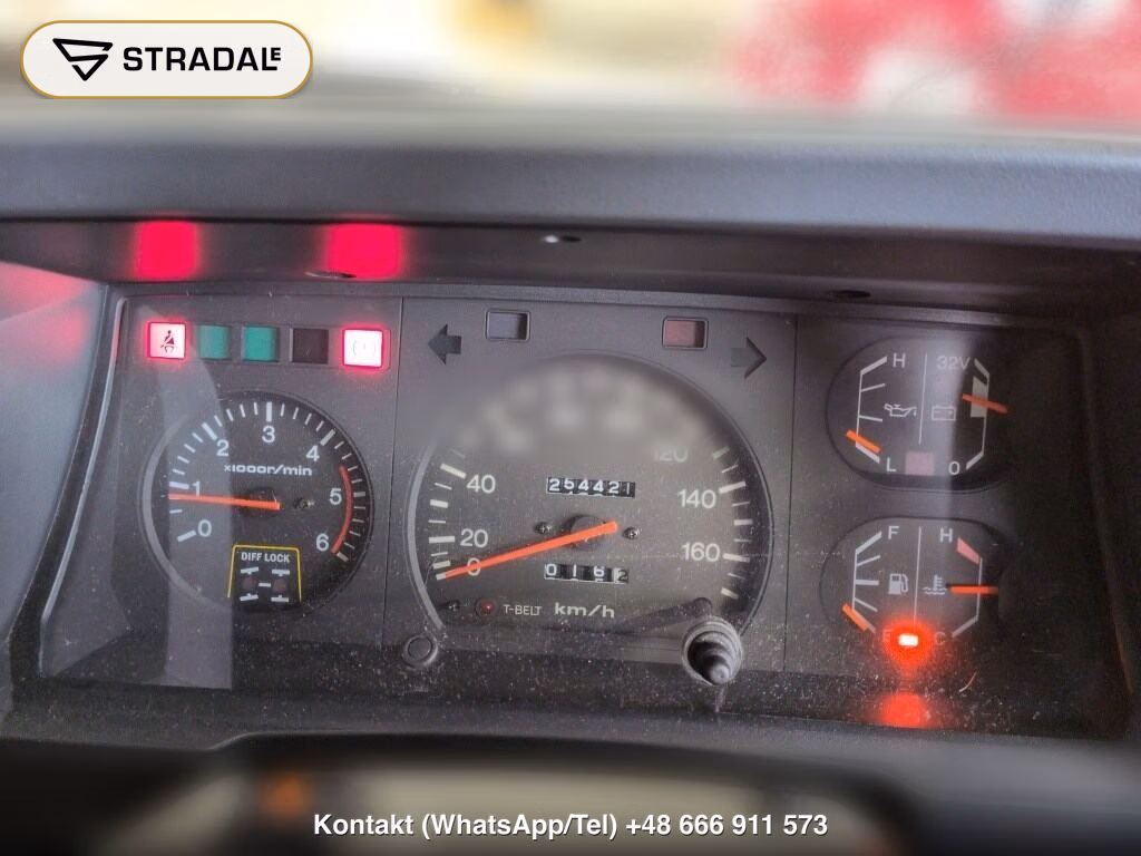 TOYOTA LAND CRUISER 70 5D 4WD ZX, miniaturka 7