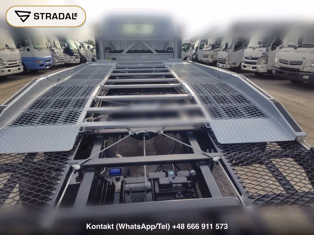 MITSUBISHI FUSO CANTER 2D LOADING VEHICLE, miniaturka 4