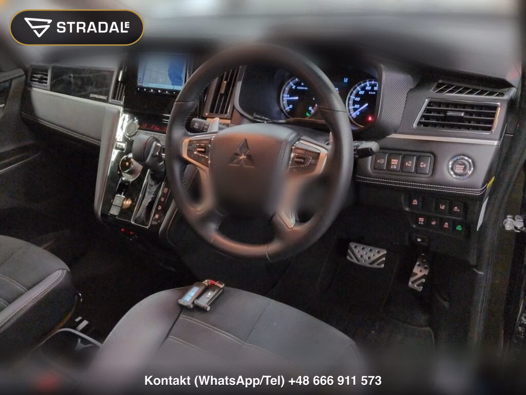 MITSUBISHI DELICA D:5 4WD CHAMONIX, miniaturka 4
