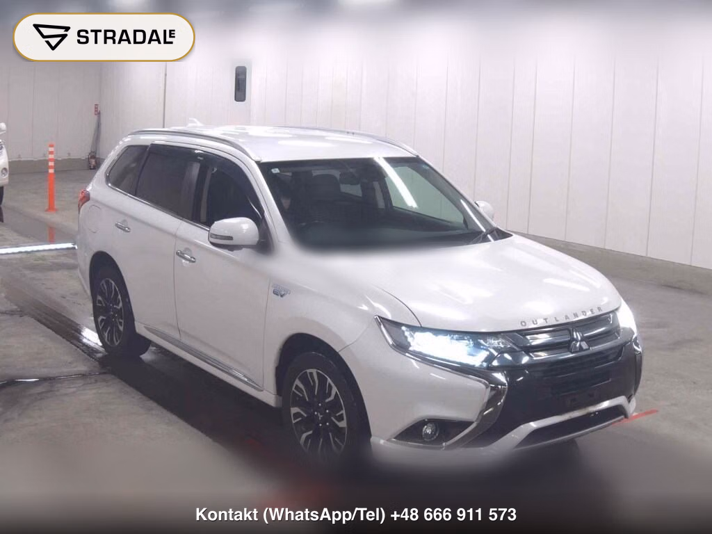 MITSUBISHI OUTLANDER PHEV 4WD G NAVI PACKAGE 2016, aukcja z Japonii, zdjęcie 1