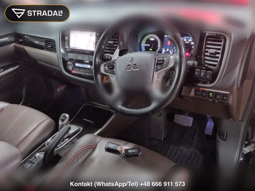 MITSUBISHI OUTLANDER PHEV 4WD G PREMIUM PACKAGE, miniaturka 4