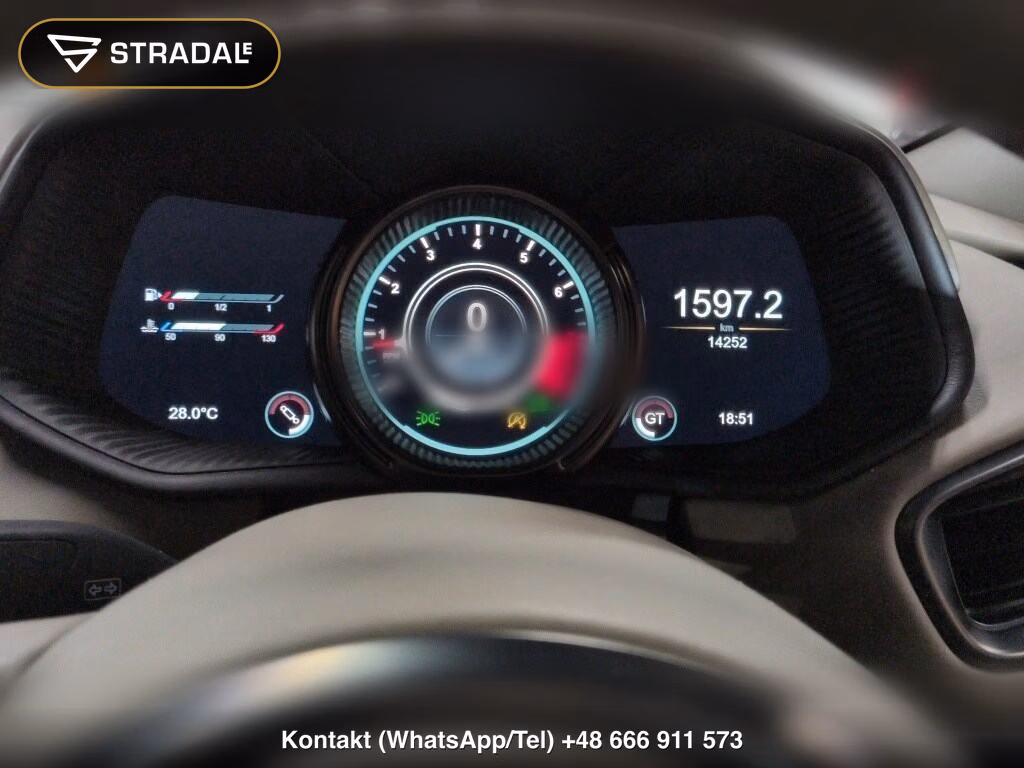ASTON MARTIN DB11 V8, miniaturka 7