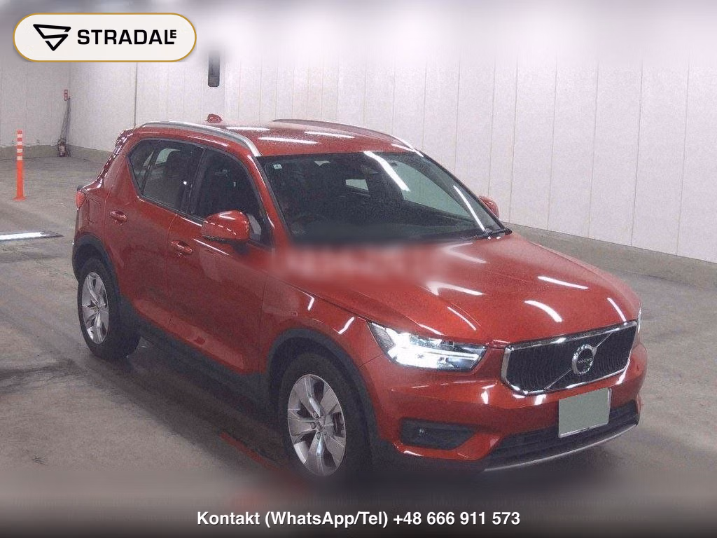 VOLVO XC40 4WD T4 AWD MOMENTUM, miniaturka 2