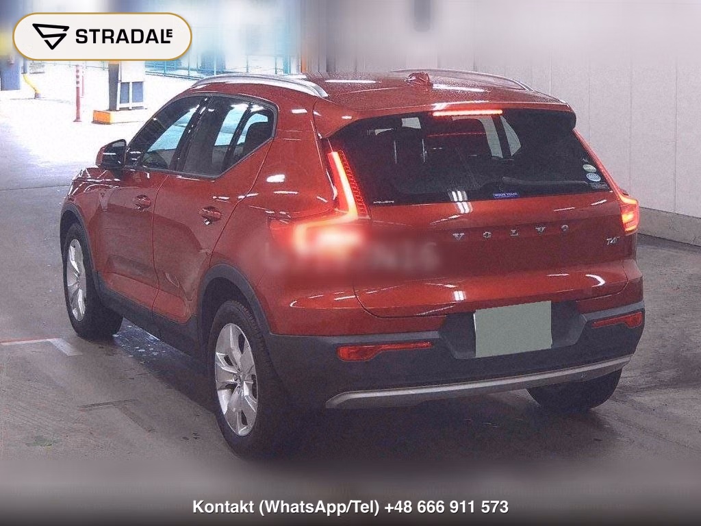 VOLVO XC40 4WD T4 AWD MOMENTUM, miniaturka 3