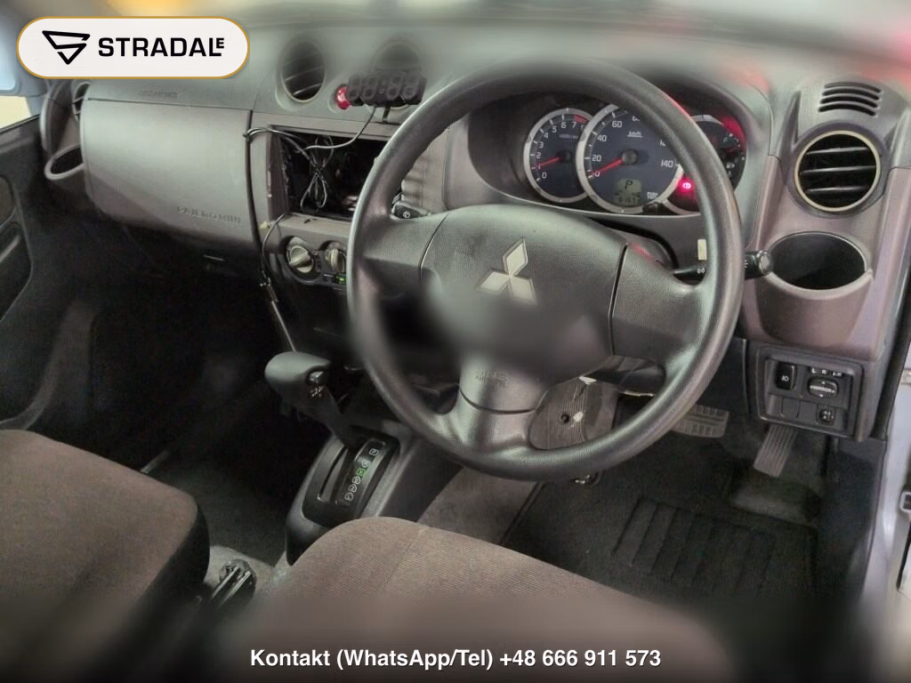 MITSUBISHI PAJERO MINI XR, miniaturka 4