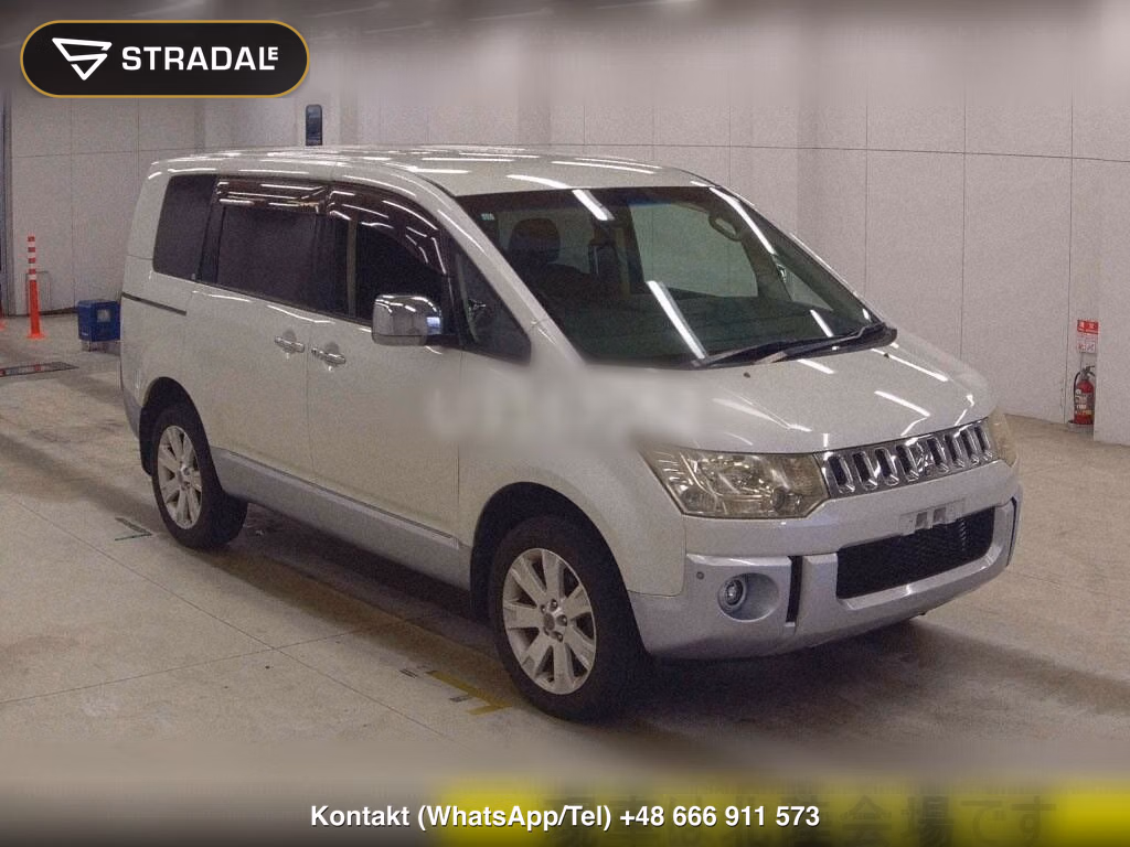 MITSUBISHI DELICA D:5 4WD CHAMONIX, miniaturka 2