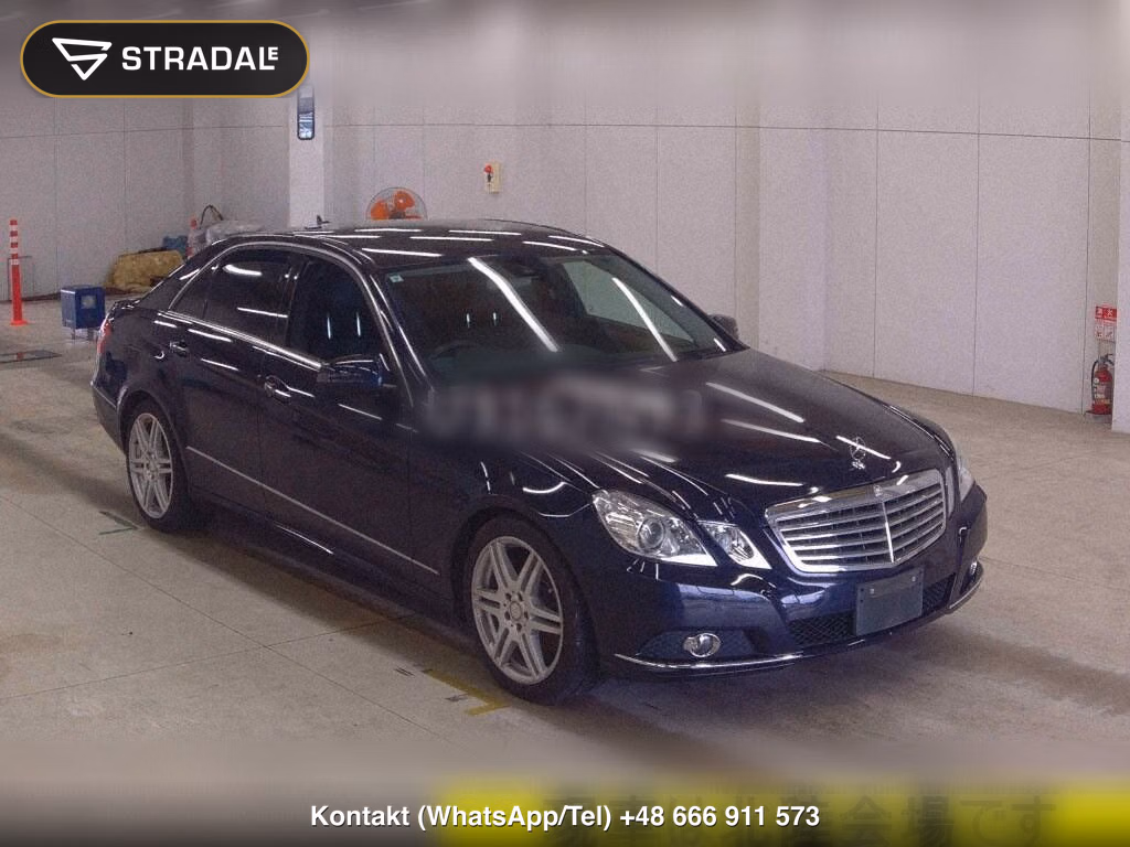 MERCEDES BENZ E-CLASS 4D E300, miniaturka 2