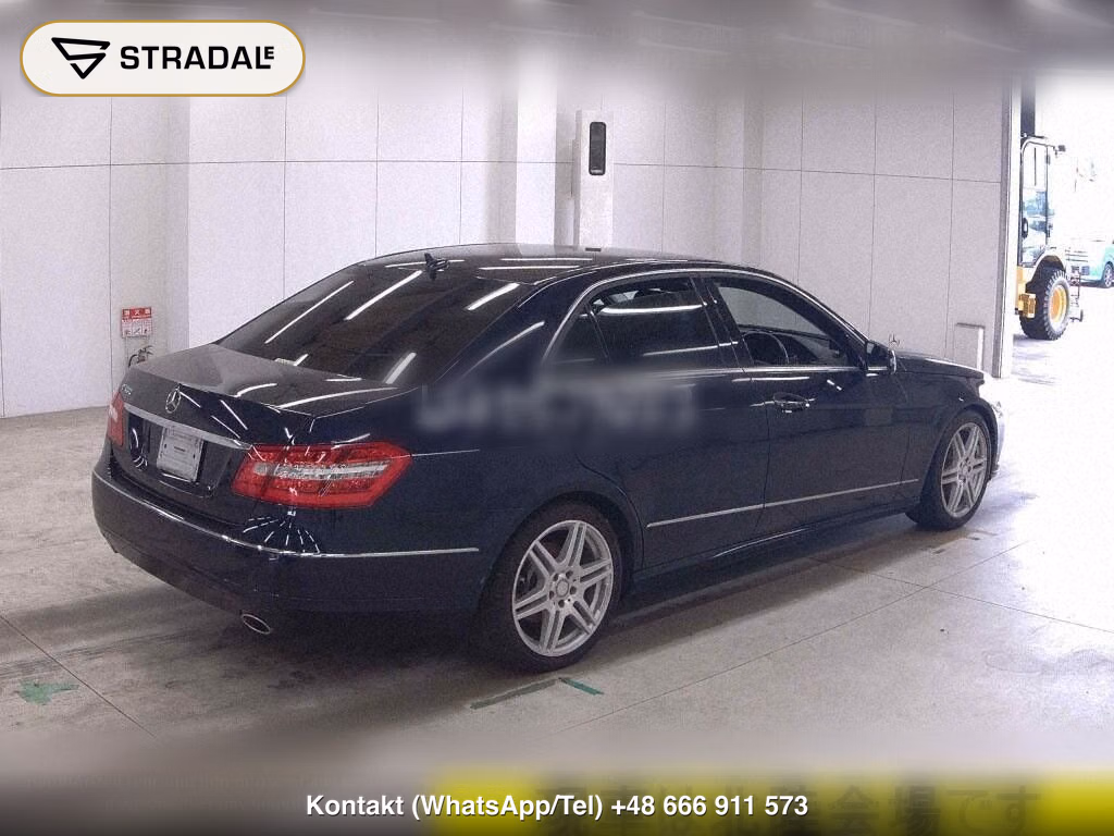 MERCEDES BENZ E-CLASS 4D E300, miniaturka 6