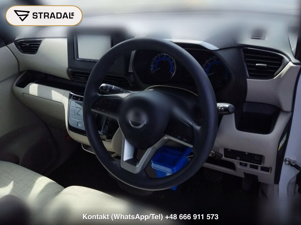 NISSAN ROOX X, miniaturka 4