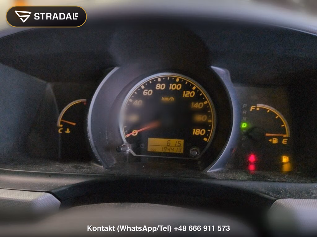 TOYOTA HIACE WAGON 4D 4WD DX, miniaturka 7