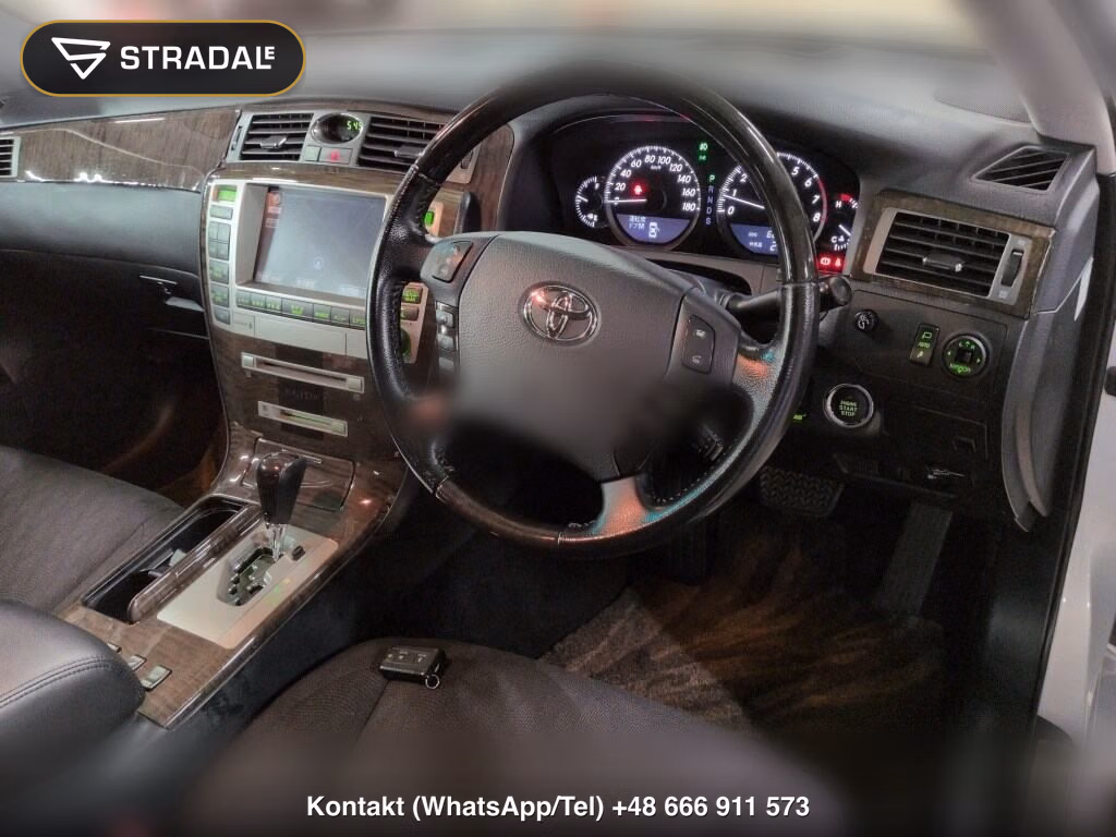 TOYOTA CROWN MAJESTA 4D A TYPE, miniaturka 4