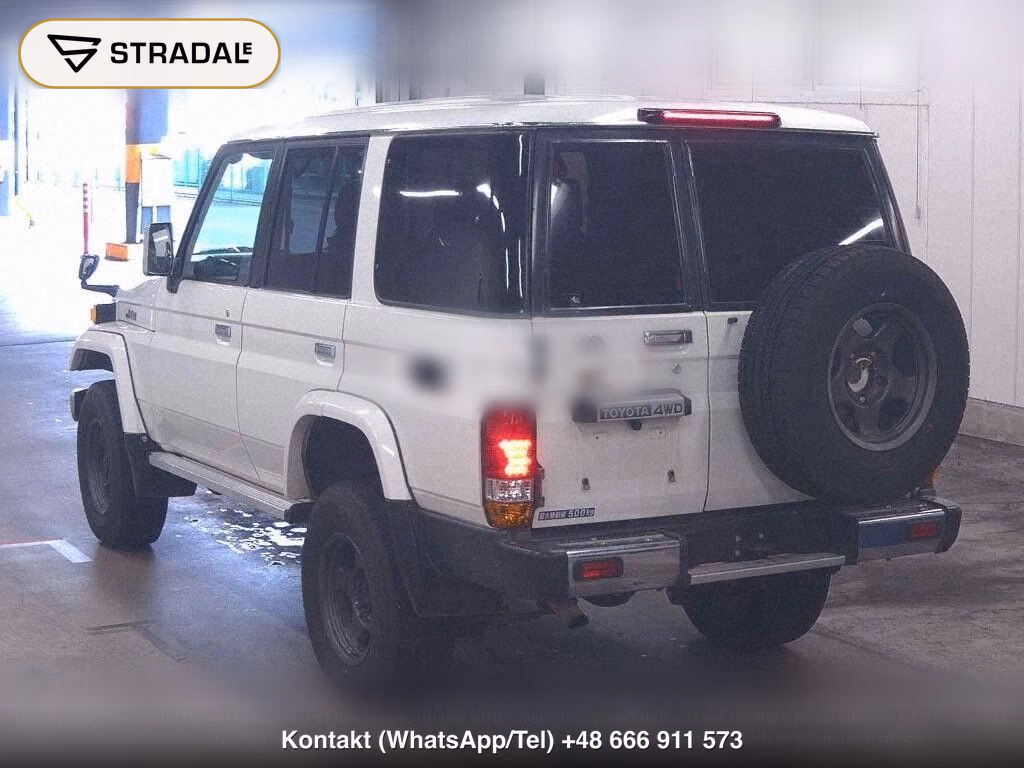 TOYOTA LAND CRUISER 70 5D 4WD ZX, miniaturka 3