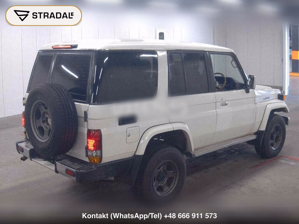 TOYOTA LAND CRUISER 70 5D 4WD ZX, miniaturka 6