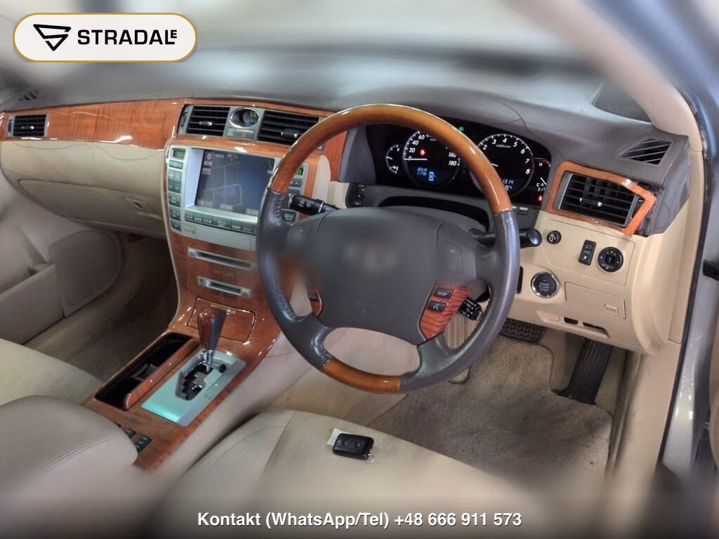 TOYOTA CROWN MAJESTA 4D A TYPE, miniaturka 4