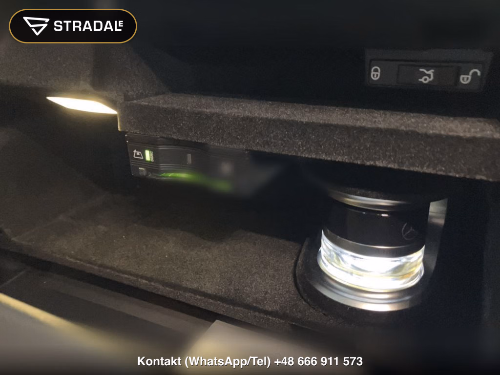 MERCEDES BENZ C-CLASS 4D C250 SPORT, miniaturka 9