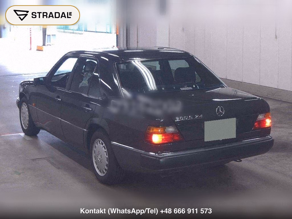 MERCEDES BENZ MEDIUM CLASS 4D 300E-24, miniaturka 3