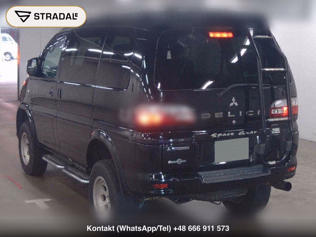 MITSUBISHI DELICA SPACE GEAR 4D 4WD, miniaturka 3