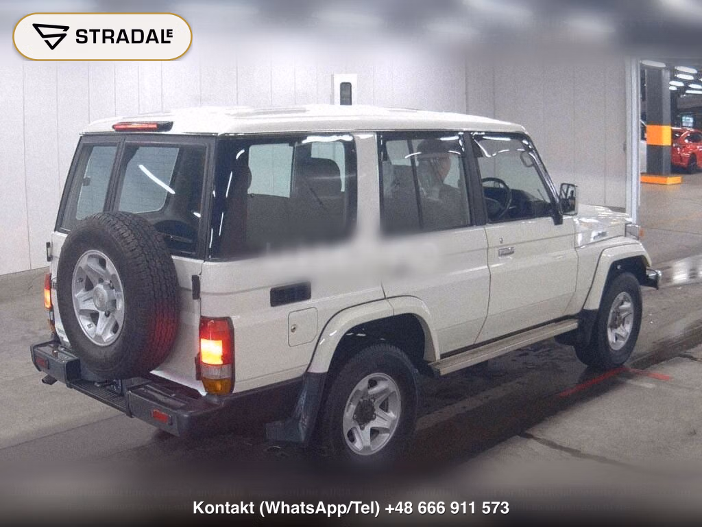 TOYOTA LAND CRUISER 70 5D 4WD ZX, miniaturka 6