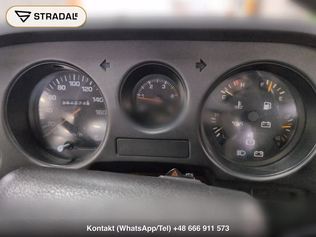 TOYOTA LAND CRUISER 60 4WD, miniaturka 7
