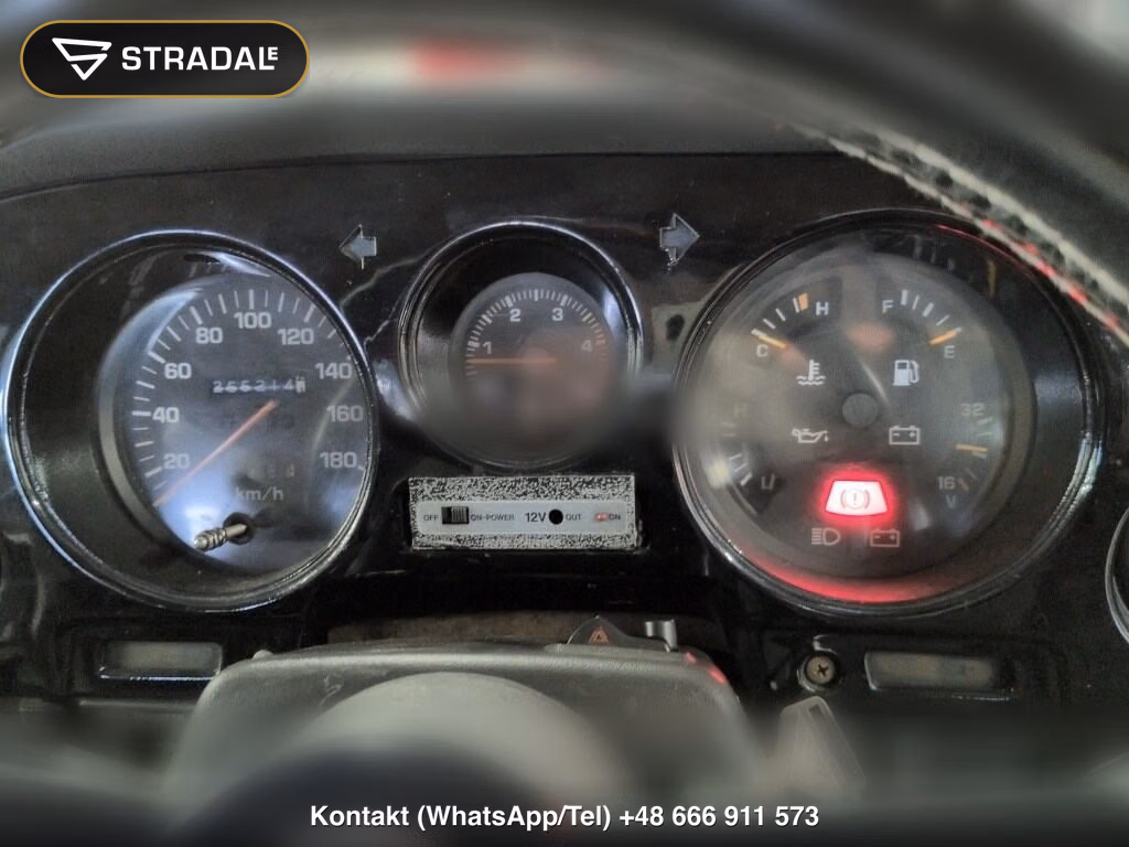 TOYOTA LAND CRUISER 60 4WD, miniaturka 7