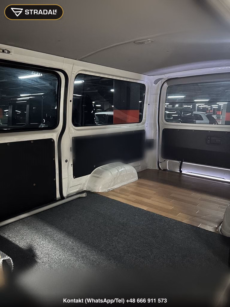 TOYOTA HIACE VAN 5D 4WD DX, miniaturka 9