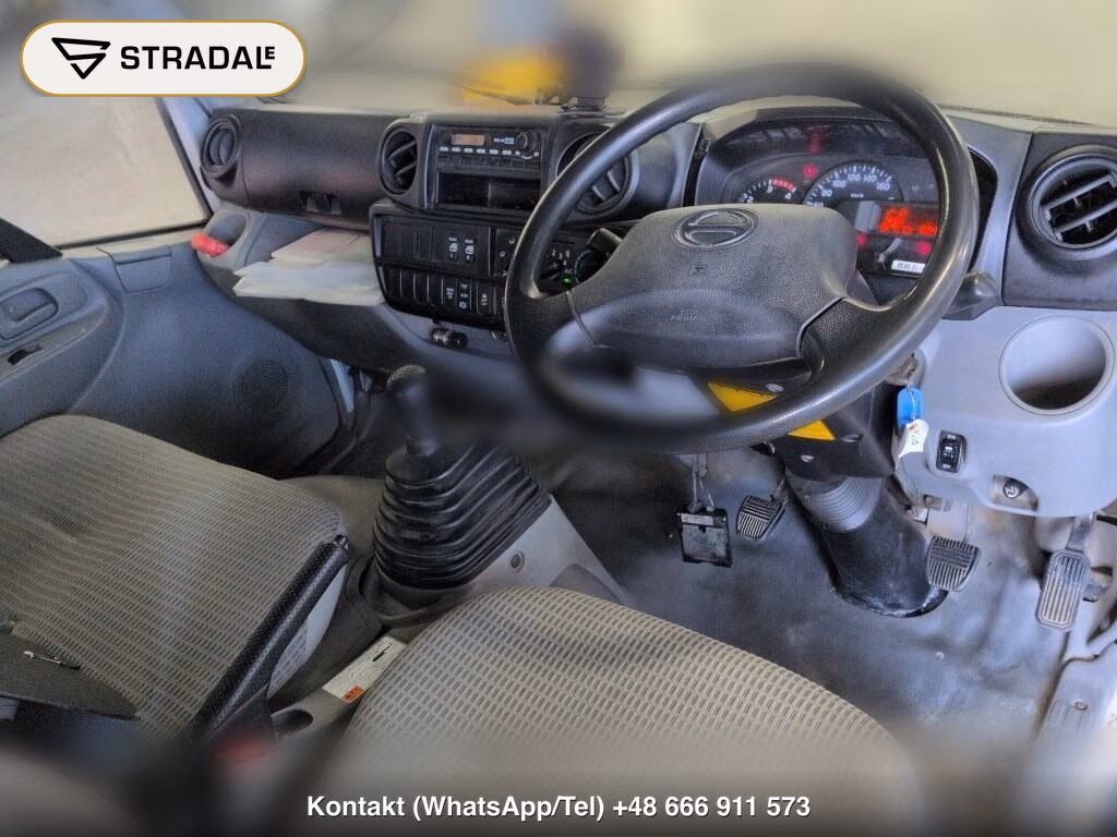 HINO DUTRO 4D 4WD DOUBLE CAB, miniaturka 7