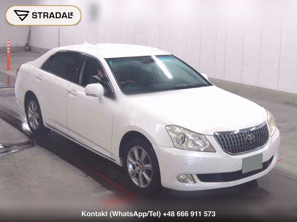 TOYOTA CROWN MAJESTA 4D G TYPE, miniaturka 2
