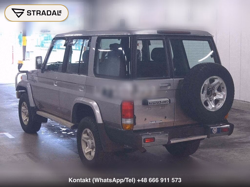 TOYOTA LAND CRUISER 70 5D 4WD ZX, miniaturka 3