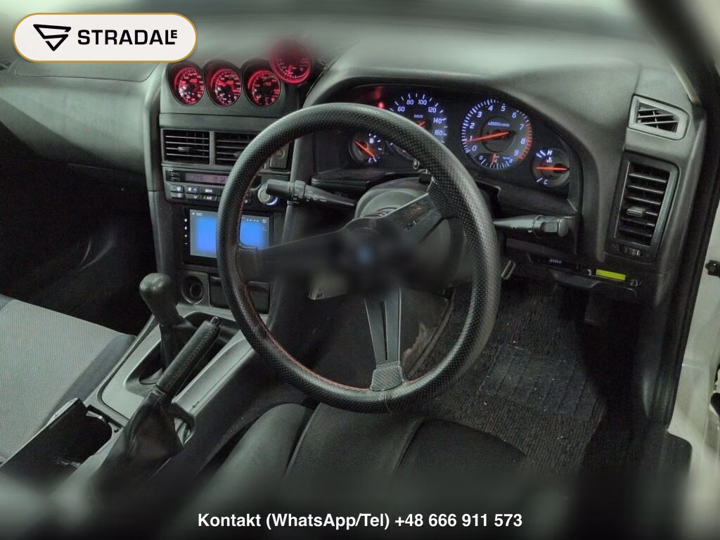 NISSAN SKYLINE 4D 25GT TURBO, miniaturka 4