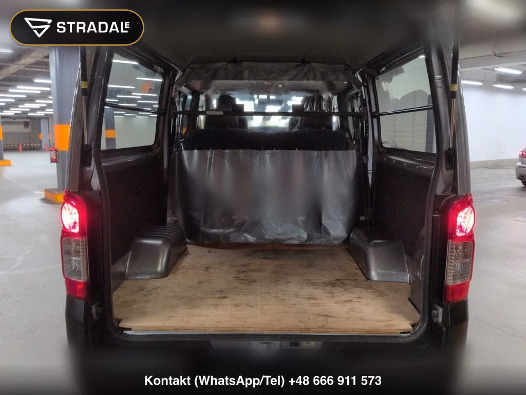 NISSAN NV350CARAVAN VAN 4D 4WD, miniaturka 4