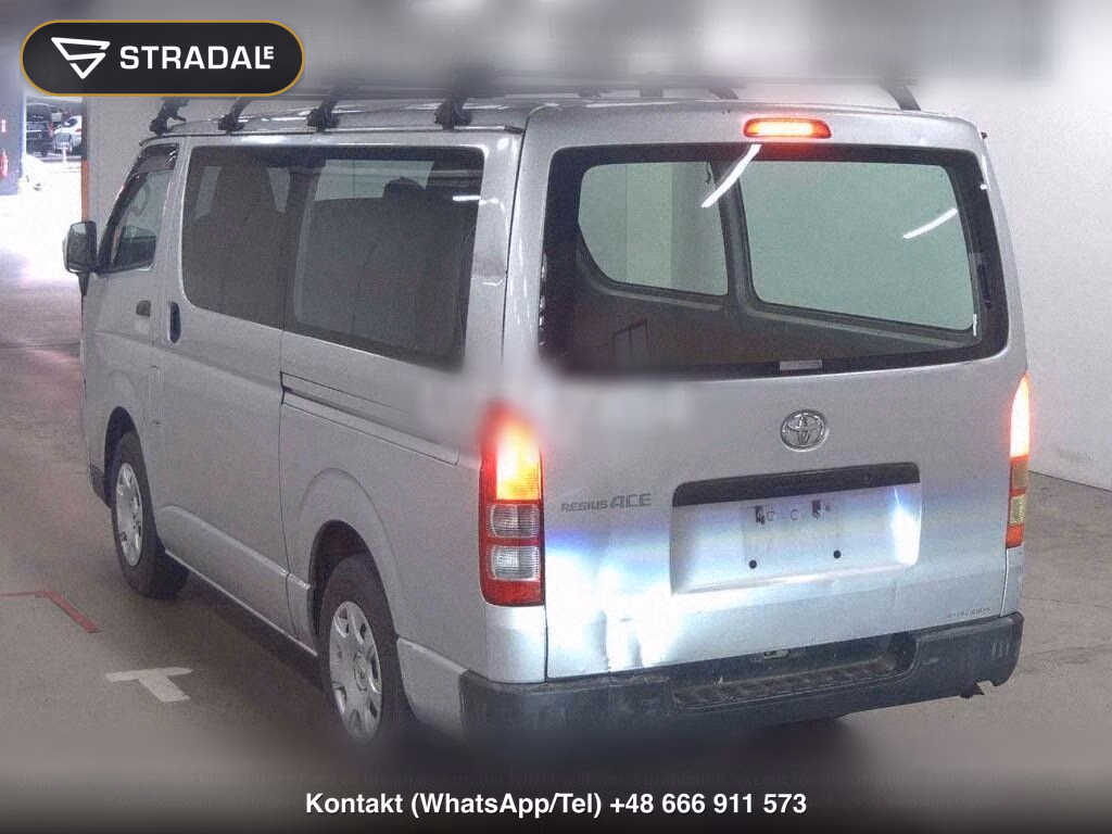 TOYOTA HIACE VAN 4D DX, miniaturka 3