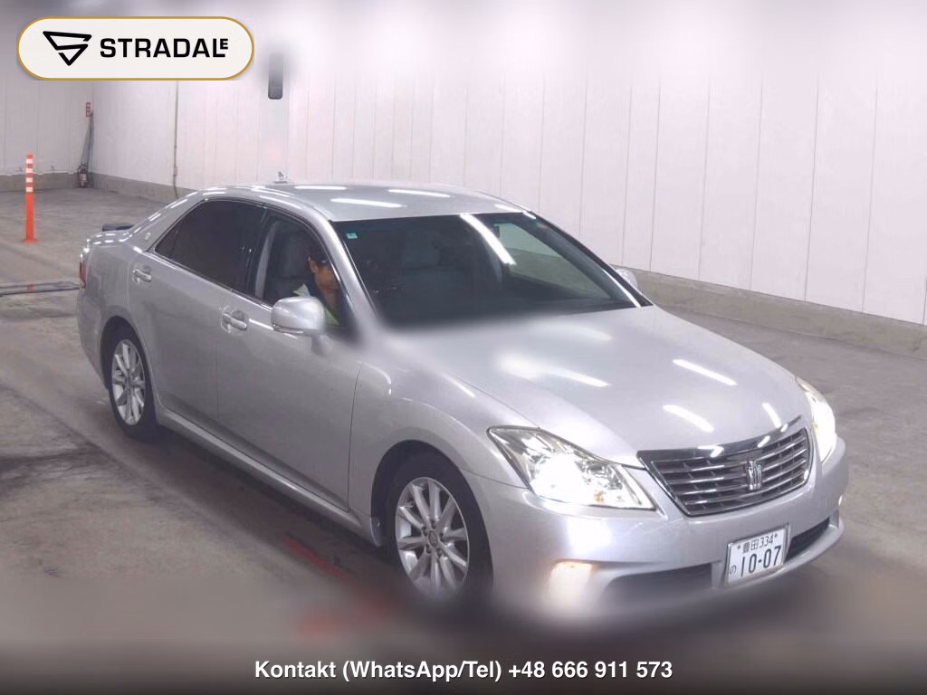 TOYOTA CROWN 4D ROYAL SALOON 2010, aukcja z Japonii, zdjęcie 1