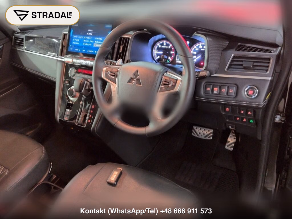 MITSUBISHI DELICA D:5 4WD CHAMONIX, miniaturka 4