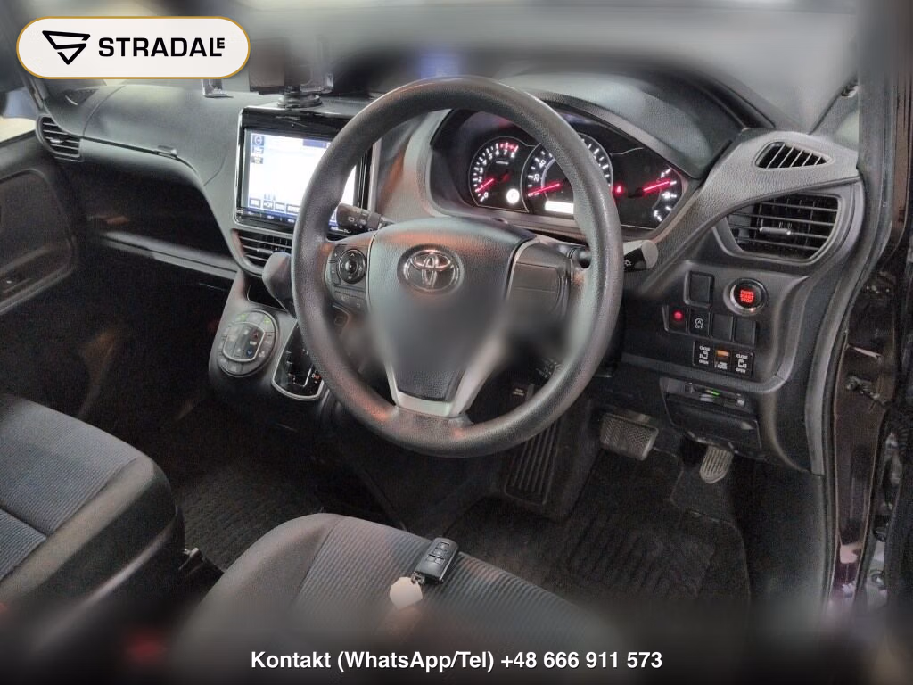 TOYOTA NOAH X, miniaturka 4