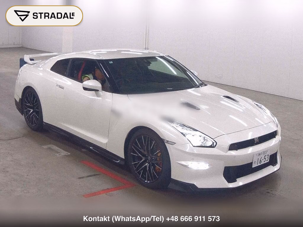 NISSAN GT-R 4WD BLACK EDITION, miniaturka 2