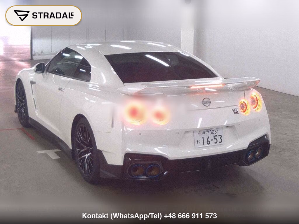 NISSAN GT-R 4WD BLACK EDITION, miniaturka 3