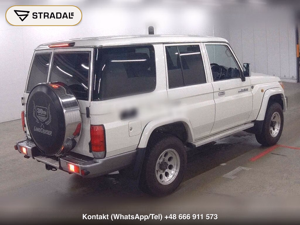 TOYOTA LAND CRUISER 70 5D 4WD VAN, miniaturka 6