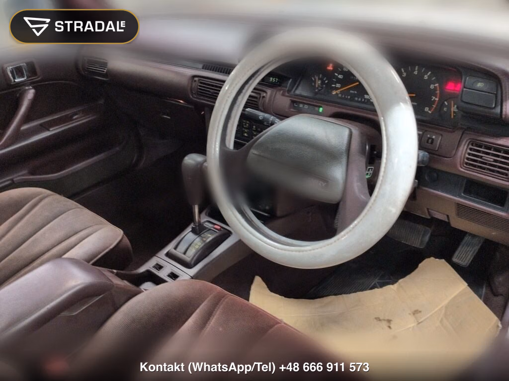 TOYOTA CAMRY 4D ZE, miniaturka 4