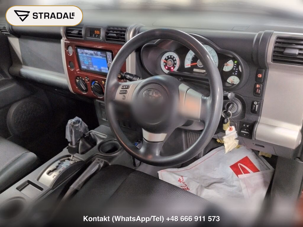 TOYOTA FJ CRUISER 4WD BASE GRADE, miniaturka 4